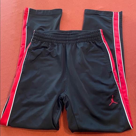 Jordan Other - Jordan boys joggers - size small 8/10